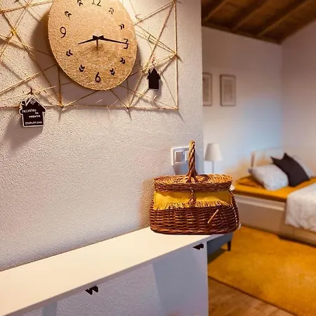Palheiro Da Moenda Habitación en casa particular *