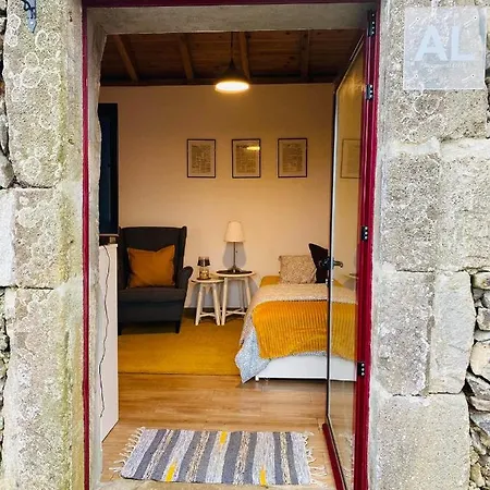 Homestay Palheiro Da Moenda